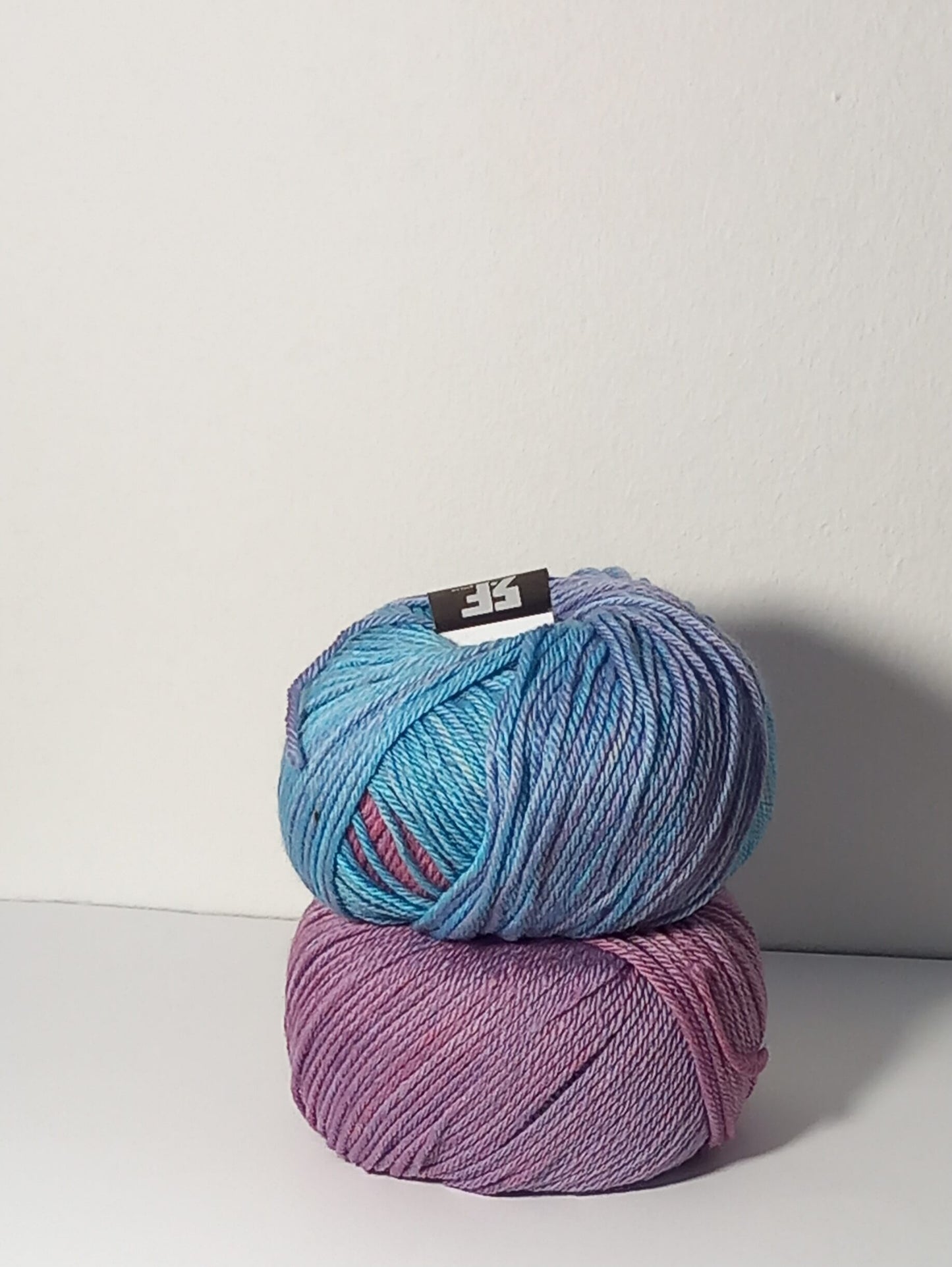 Fanta rial colore 210 dalle sfumature rosa grigio azzurro