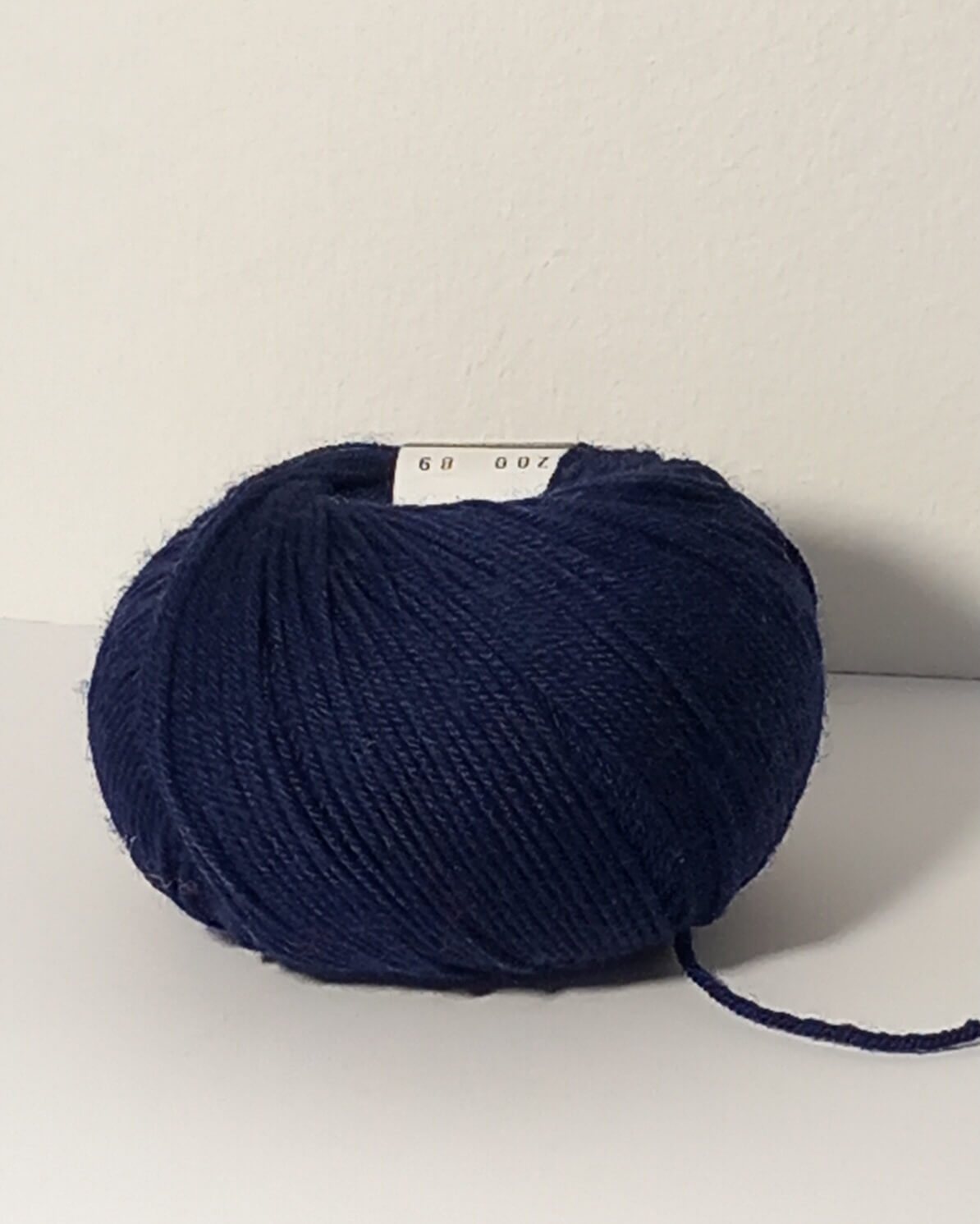 Gomitolo di lana merino per bambini colore blue notte