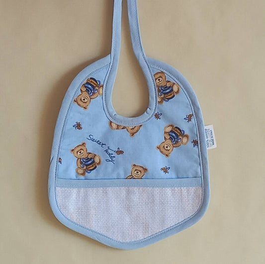 Bavaglino da ricamare a punto croce con tasca in tela aida, stofa con orsetti. colore azzurro