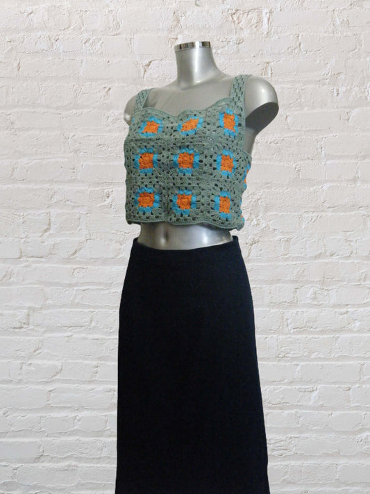 Crop Top Floreale in cotone biologico lavorato all'uncinetto 